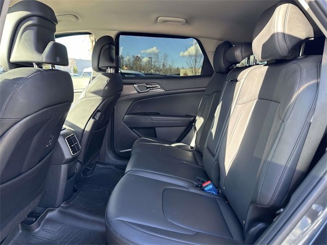 Used 2024 Kia Sportage EX image 21