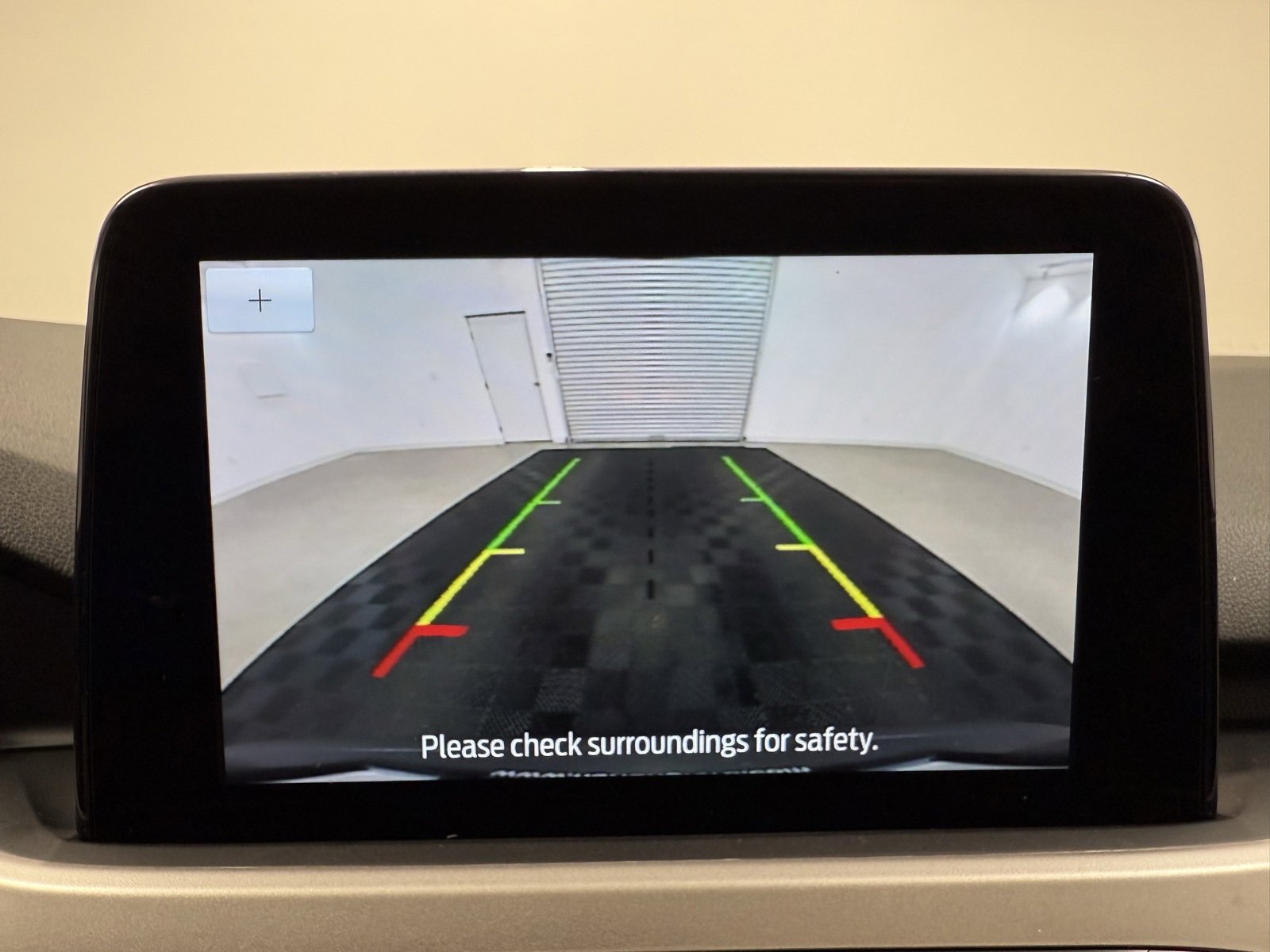 Used 2021 Ford Escape SE w/ SE Sport Appearance Package image 16