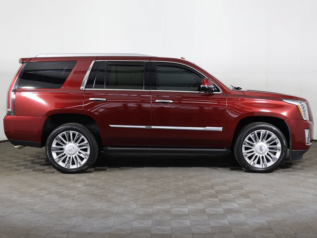 Used 2019 Cadillac Escalade Platinum AWD/4WD image 26