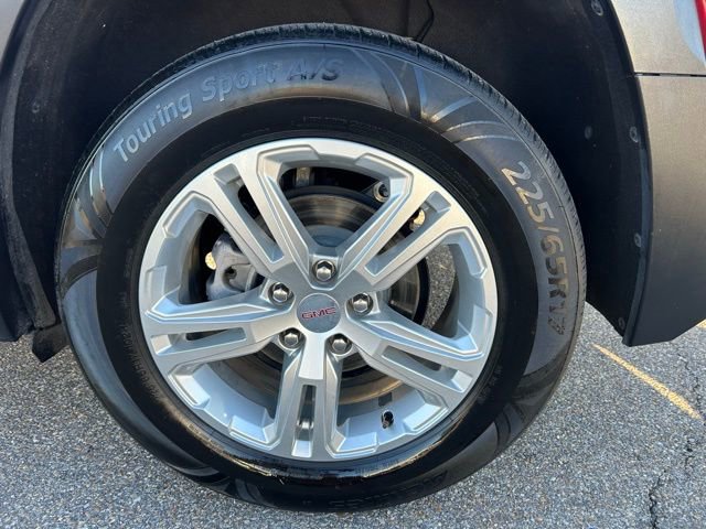 Used 2024 GMC Terrain SLE AWD/4WD image 11