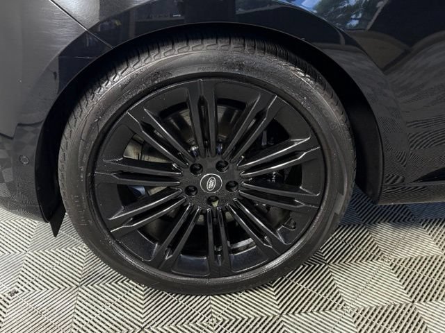 Used 2023 Land Rover Range Rover Long Wheelbase Autobiography AWD/4WD image 14