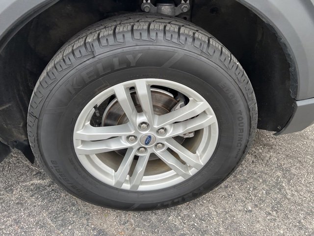 Used 2022 Ford Explorer XLT w/ Equipment Group 202A image 22