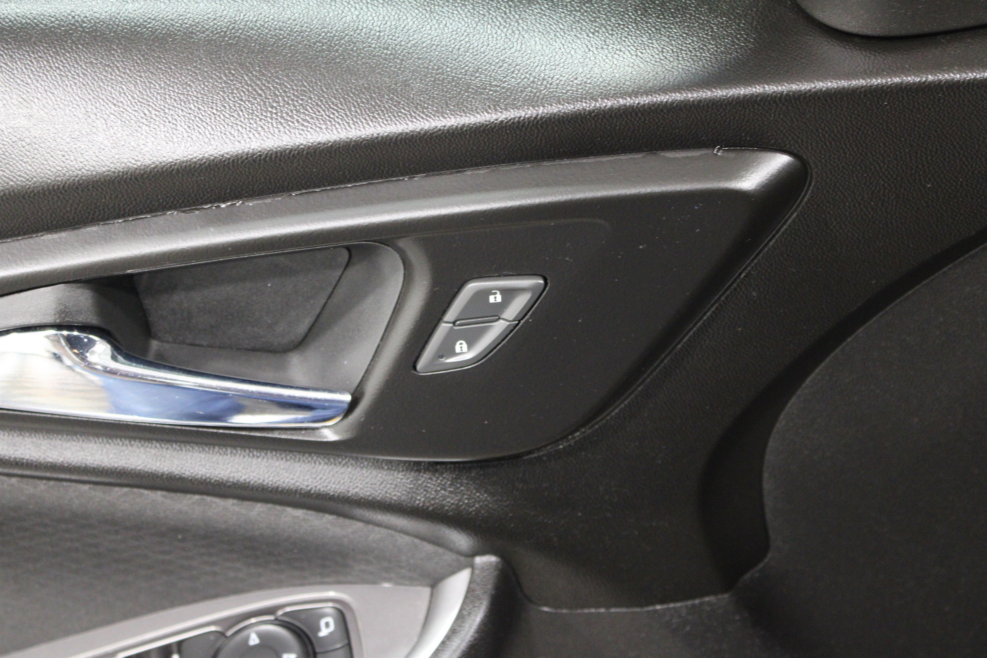 Used 2018 Chevrolet Malibu LS FWD image 8