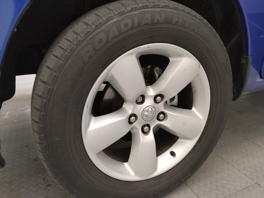 Used 2014 RAM 1500 Express RWD image 31