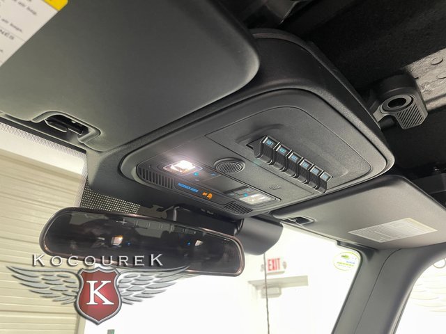 New 2025 Ford Bronco Badlands image 18