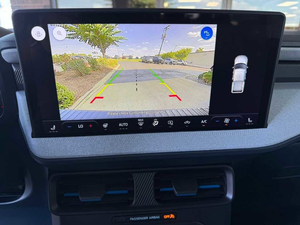 New 2025 Ford Maverick XLT w/ Equipment Group 301A image 16