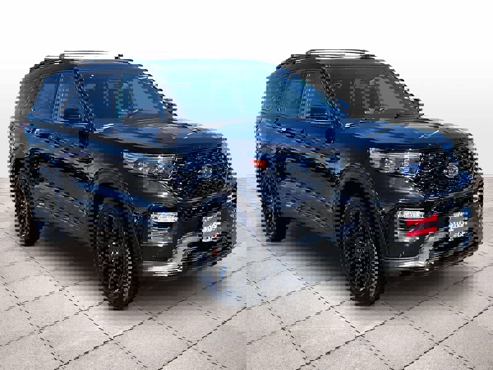 Used 2023 Ford Explorer ST w/ Equipment Group 401A image 2