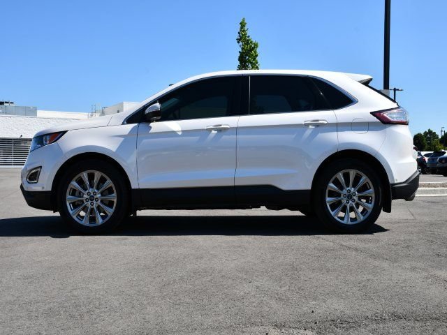 Used 2018 Ford Edge Titanium w/ Equipment Group 302A AWD/4WD image 4