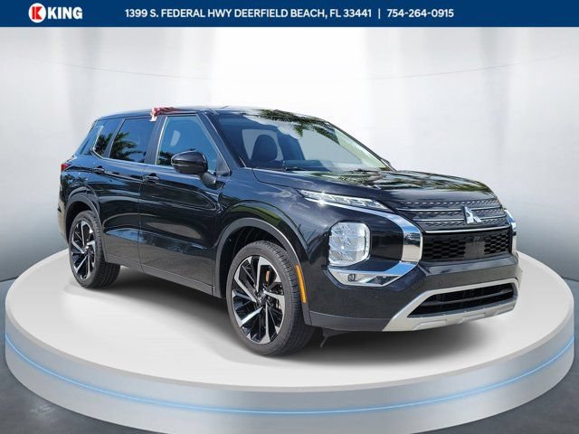 Used 2024 Mitsubishi Outlander SE