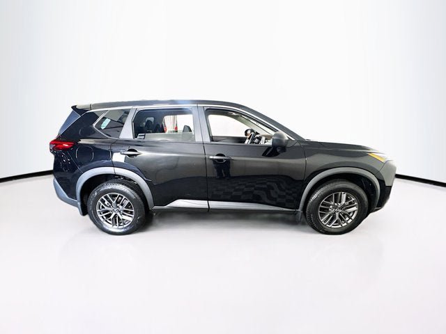 Certified 2023 Nissan Rogue S image 3
