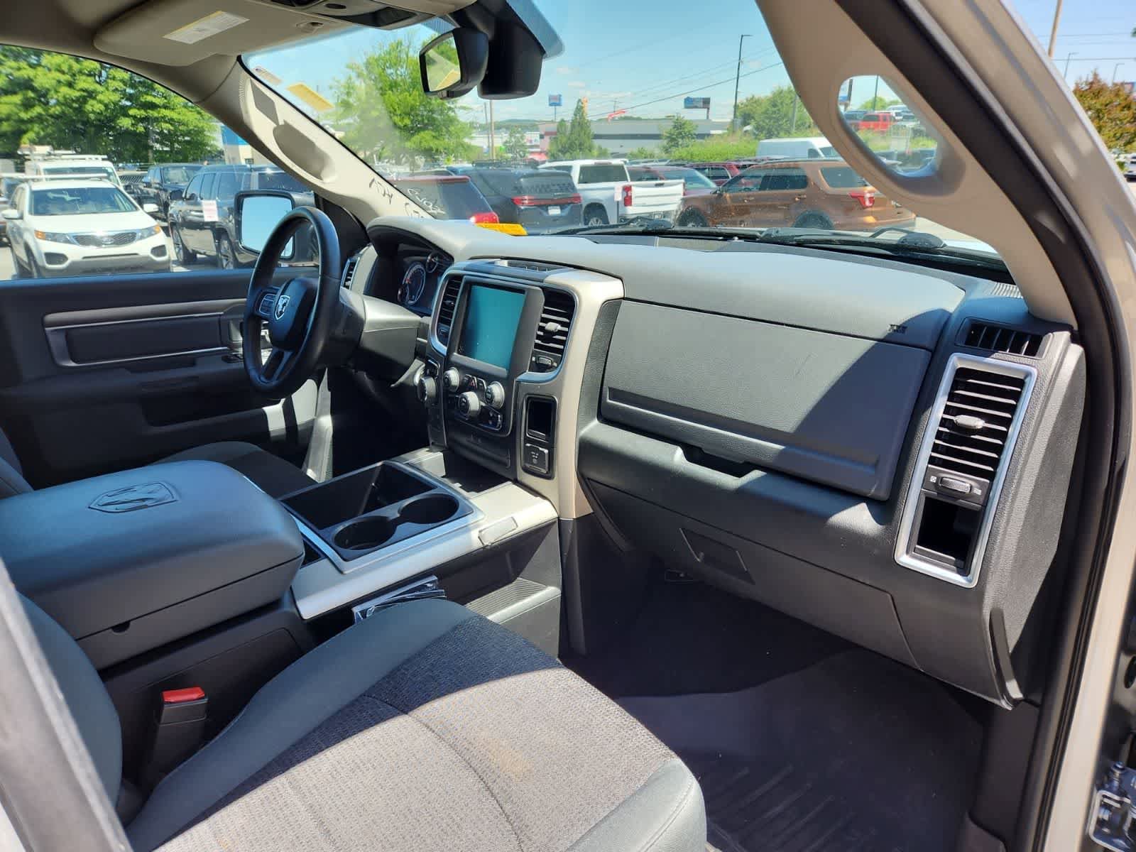 Used 2015 RAM 1500 Big Horn AWD/4WD image 17