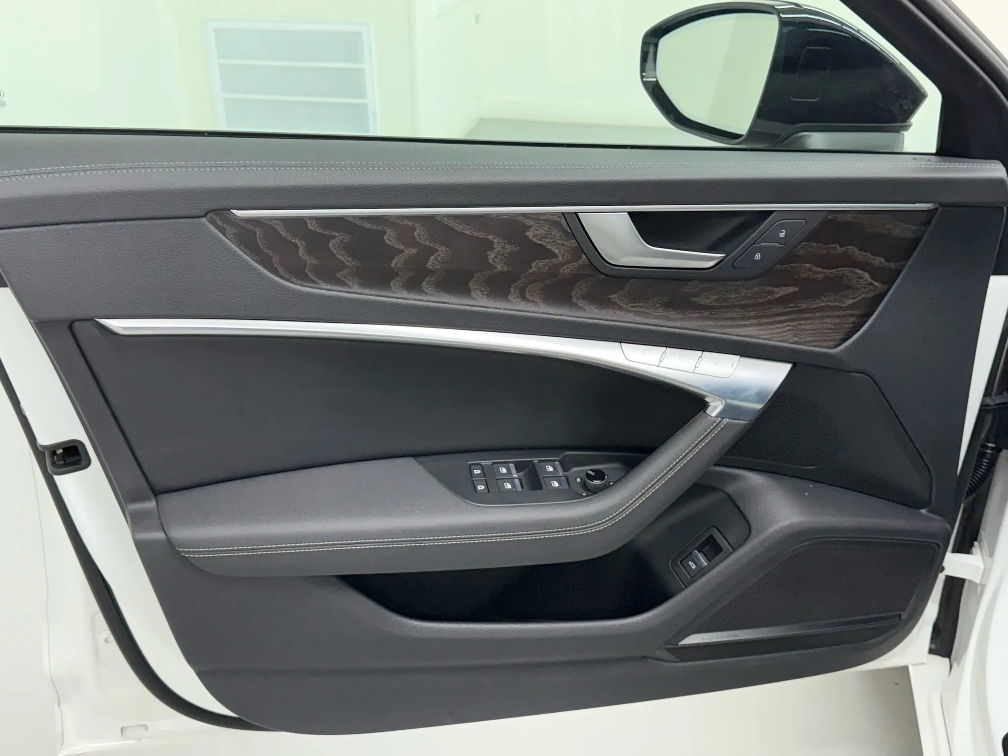 Used 2021 Audi A6 Premium Plus w/ Premium Plus Package image 24