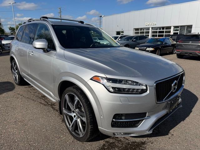 Used 2018 Volvo XC90 T6 Momentum w/ Convenience Package AWD/4WD image 3