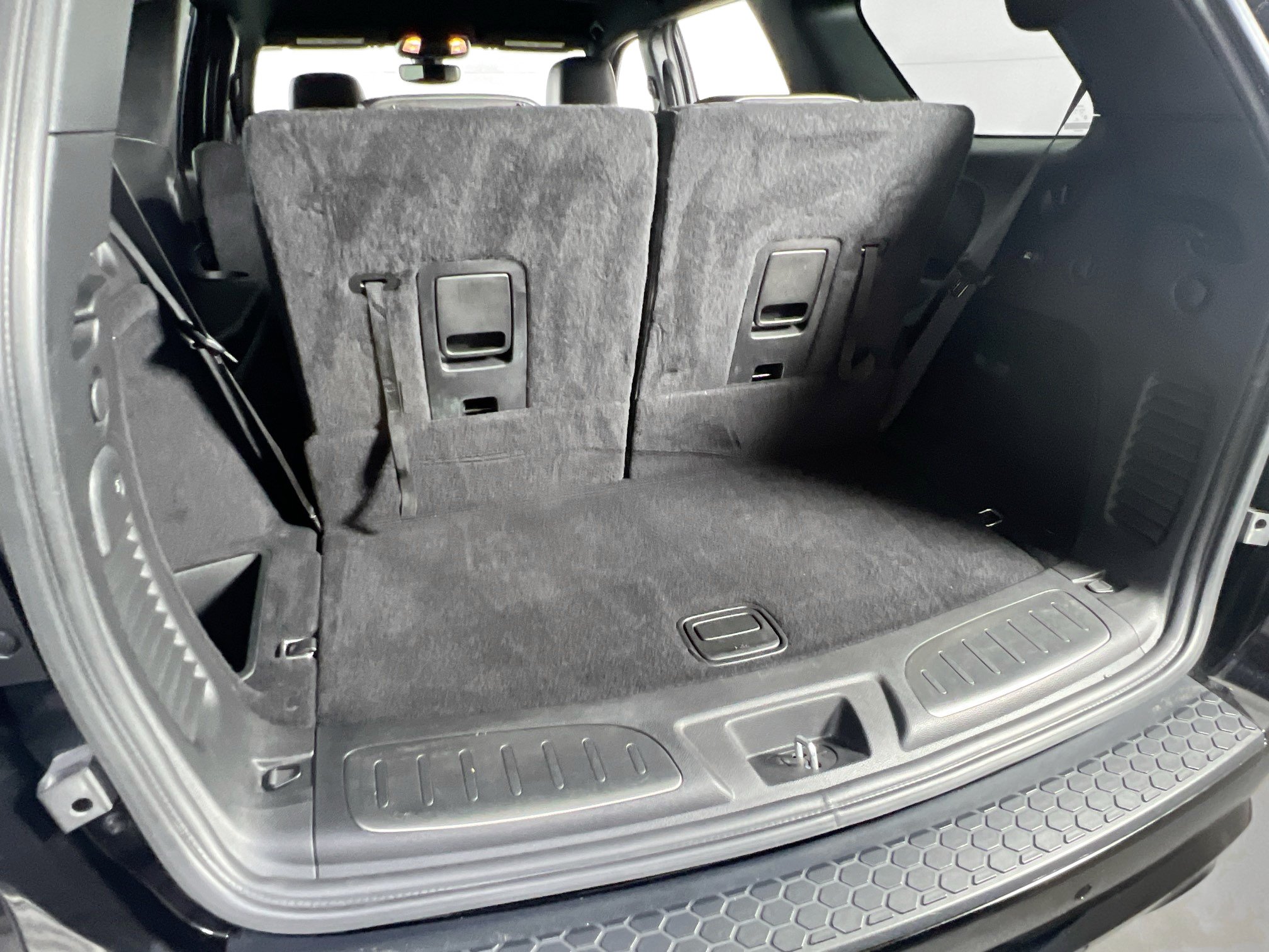 Used 2022 Dodge Durango R/T w/ Blacktop Package AWD/4WD image 25
