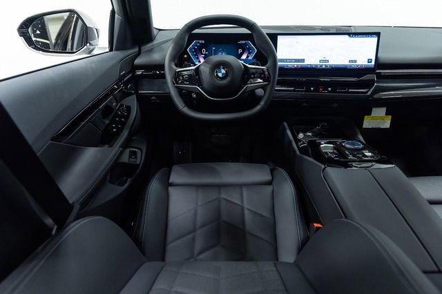 Used 2026 BMW 530i xDrive image 4