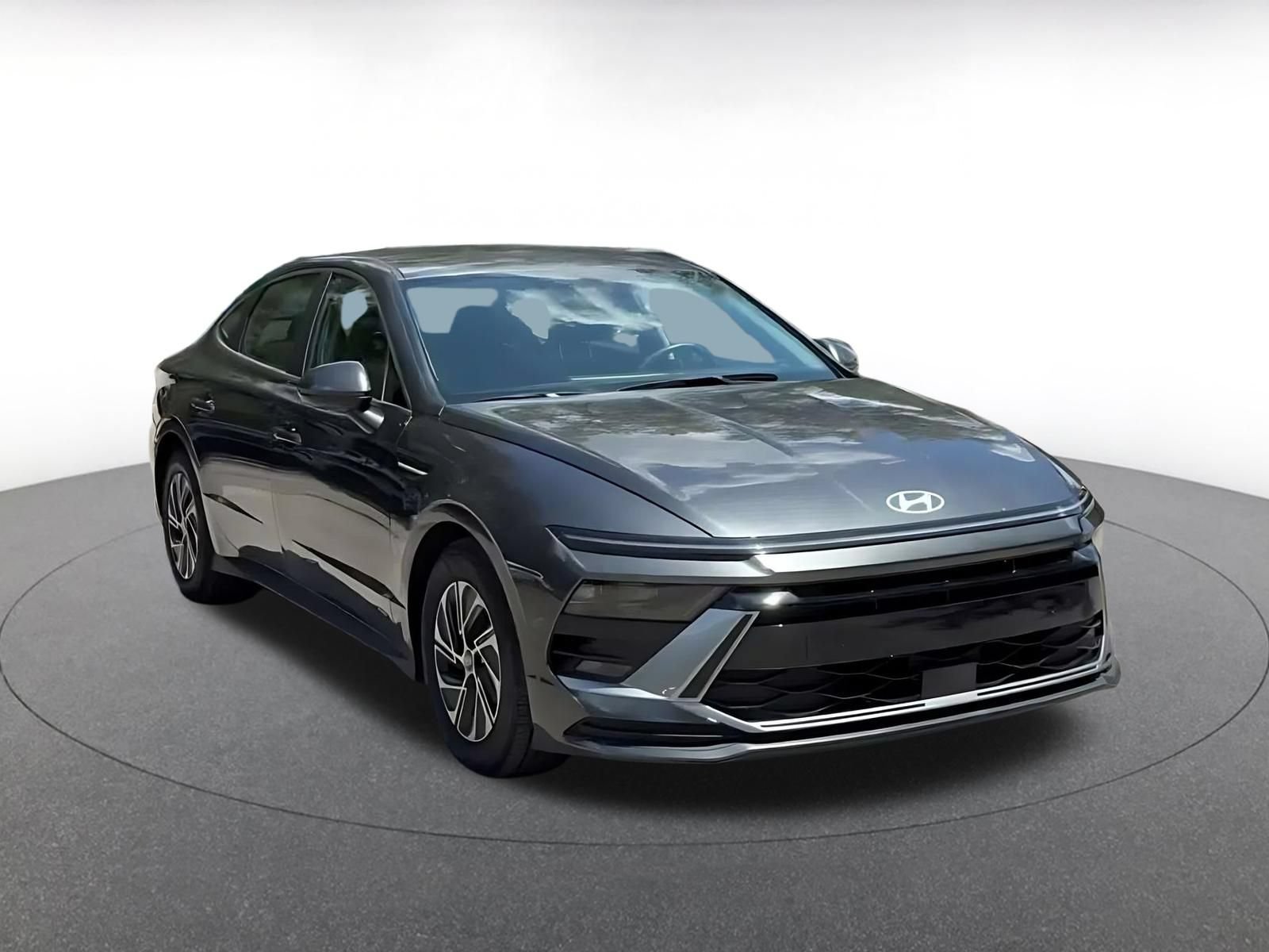 Used 2026 Hyundai Sonata Blue FWD image 3