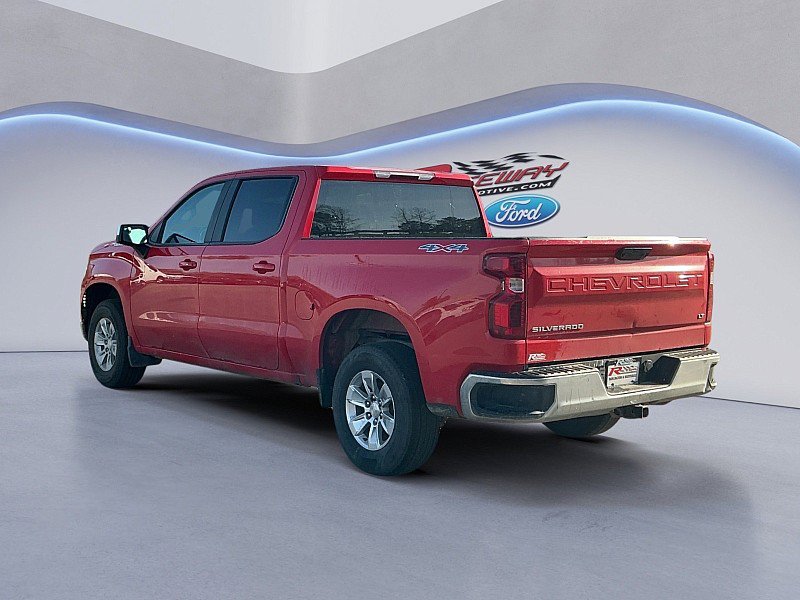 Used 2022 Chevrolet Silverado 1500 LT image 3