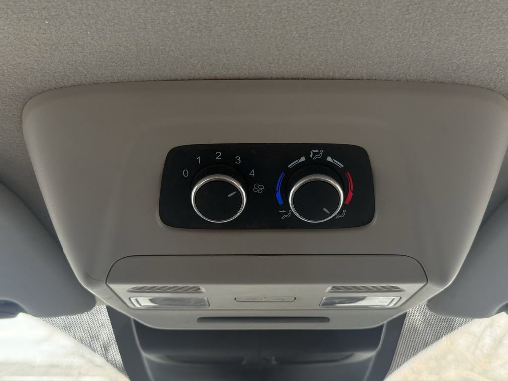 Used 2022 Ford Transit 350 XLT image 22