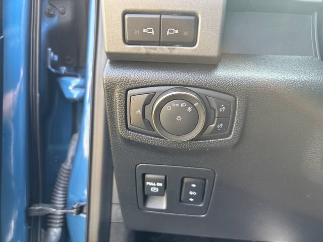 Used 2020 Ford F150 Raptor w/ Equipment Group 802A Luxury AWD/4WD image 32