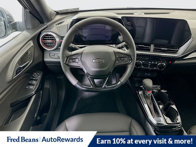 New 2025 Chevrolet Trax RS w/ Sunroof Package image 14