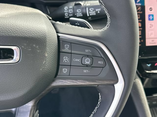 New 2027 Jeep Grand Cherokee Altitude AWD/4WD image 19