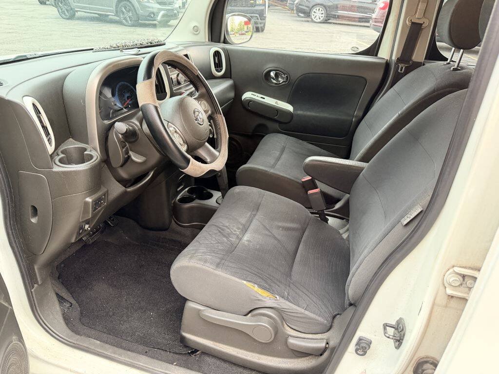 Used 2010 Nissan Cube 1.8 S w/ Interior Designer Pkg FWD image 8