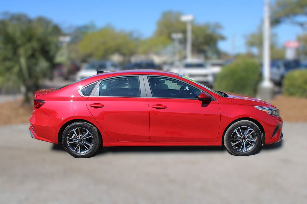 Certified 2023 Kia Forte LXS image 5