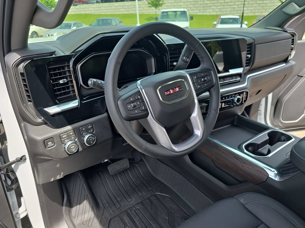 New 2026 GMC Sierra 2500 SLT w/ SLT Premium Package AWD/4WD image 16
