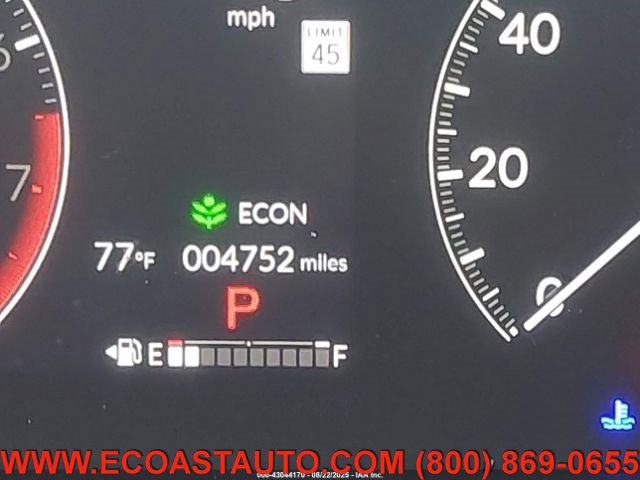 Used 2025 Honda Pilot Touring image 14