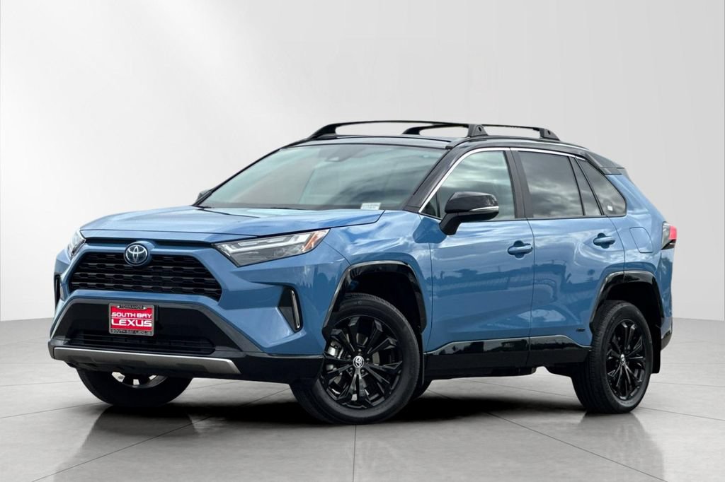 Used 2024 Toyota RAV4 XSE AWD/4WD image 1