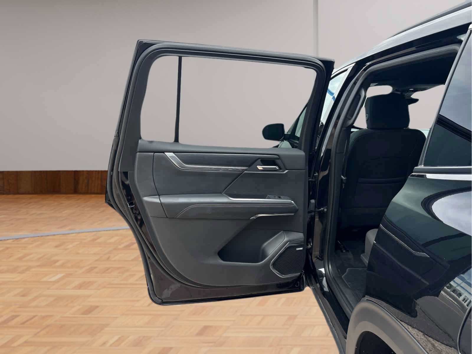 Used 2026 GMC Acadia Elevation FWD image 11