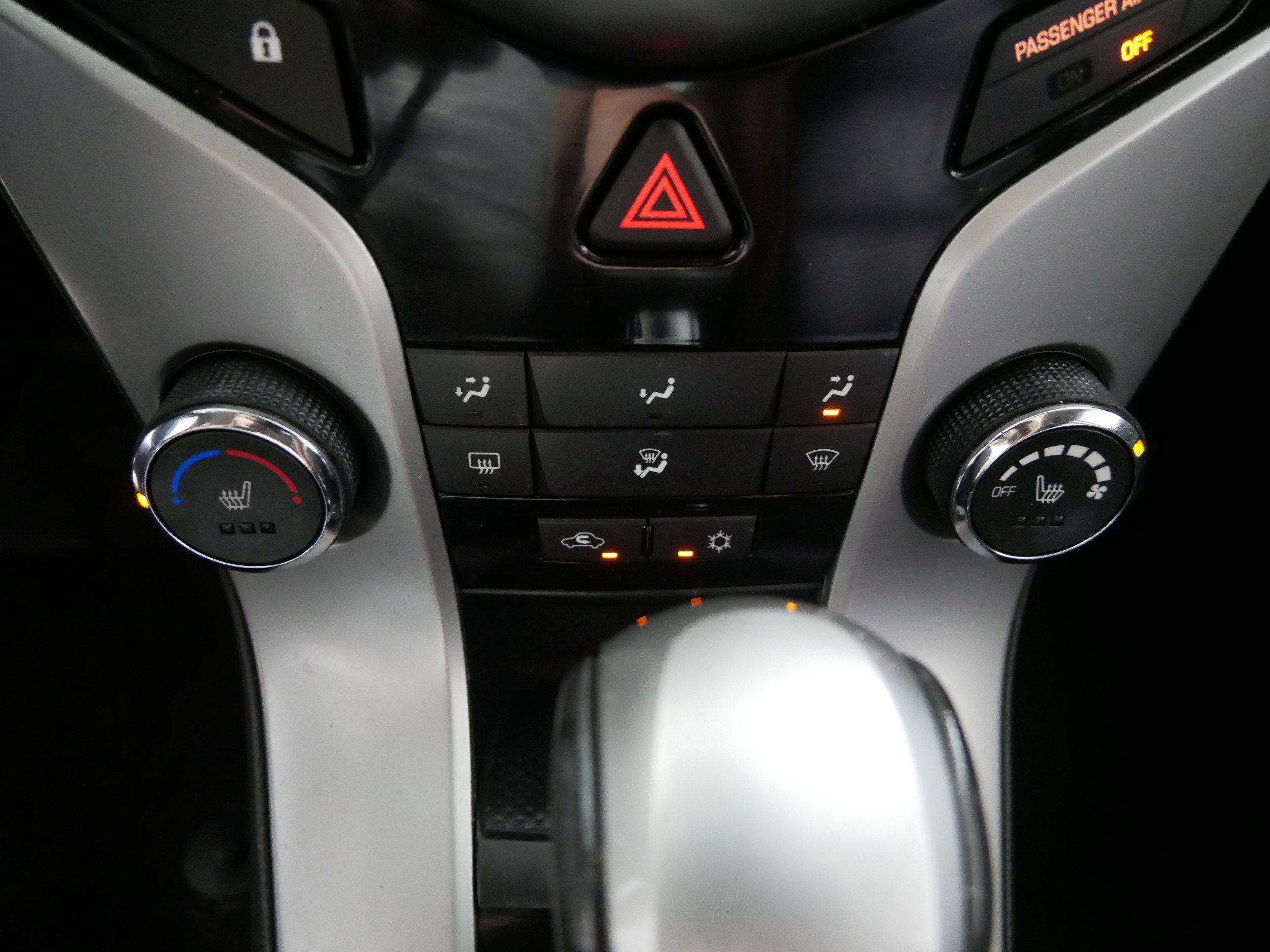 Used 2014 Chevrolet Cruze LT w/ RS Package FWD image 23