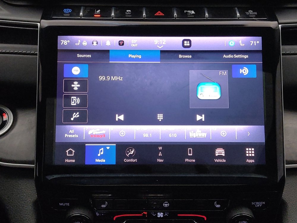 Used 2022 Jeep Grand Cherokee Limited 4xe image 25