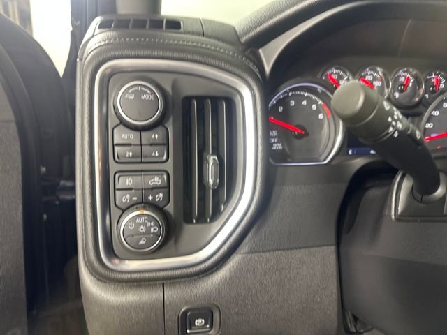Used 2020 Chevrolet Silverado 1500 RST image 19