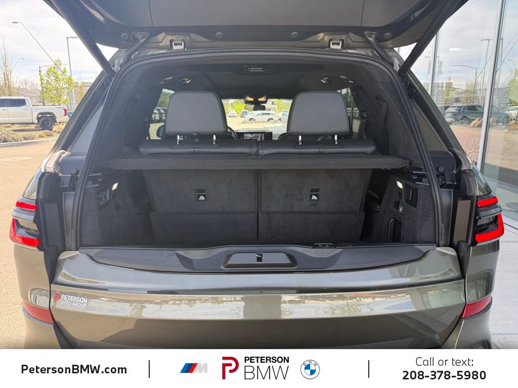Certified 2026 BMW X7 M60i AWD/4WD image 9