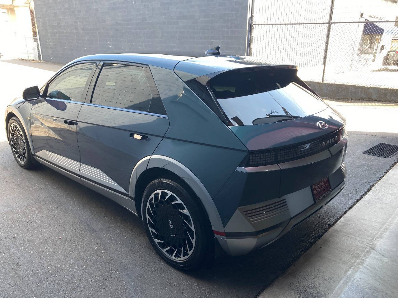 Used 2023 Hyundai Ioniq 5 Limited AWD/4WD image 5