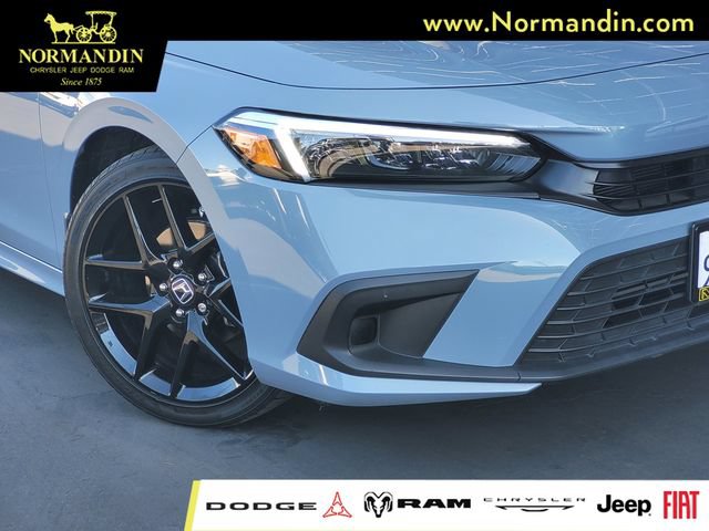 Used 2023 Honda Civic Sport image 3