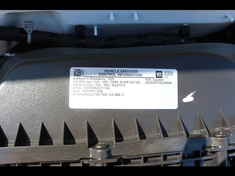 Used 2025 Chevrolet Express 3500 LS RWD image 34