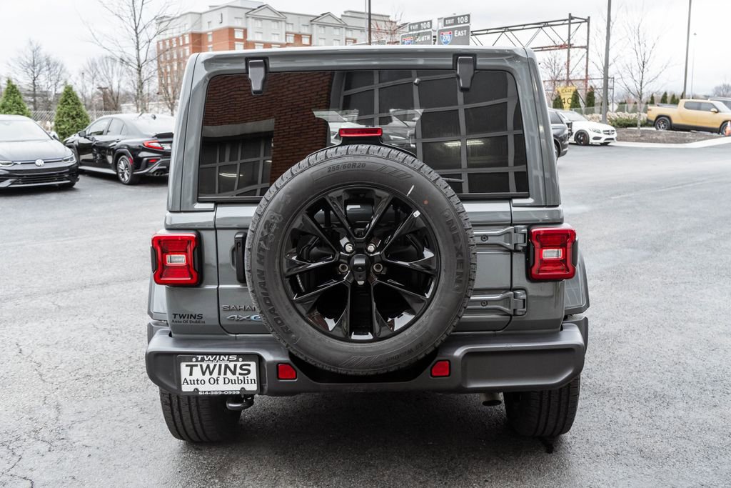 Used 2025 Jeep Wrangler Unlimited Sahara image 43