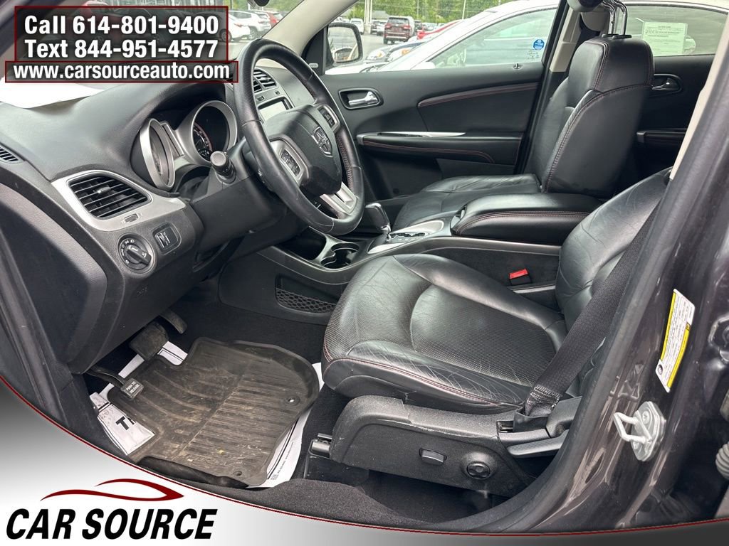 Used 2015 Dodge Journey R/T w/ Flexible Seating Group FWD image 2