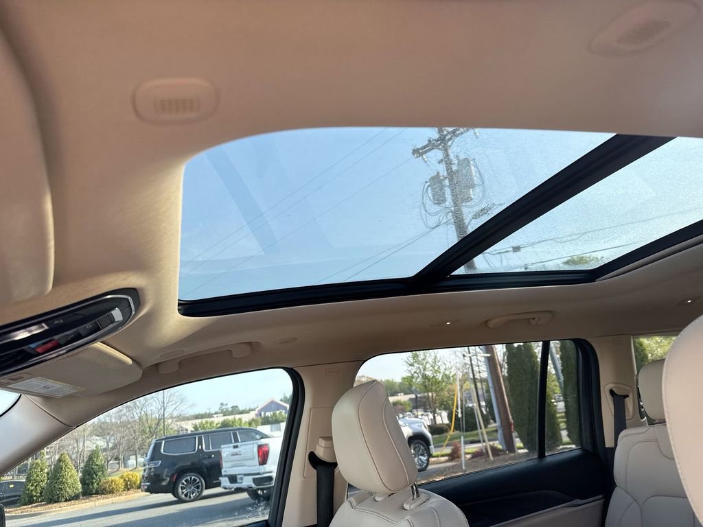 Used 2021 Jeep Grand Cherokee L Limited w/ Trailer Tow Group (B) AWD/4WD image 18