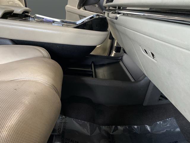 Used 2019 Lincoln Navigator Reserve w/ Cargo Package image 29