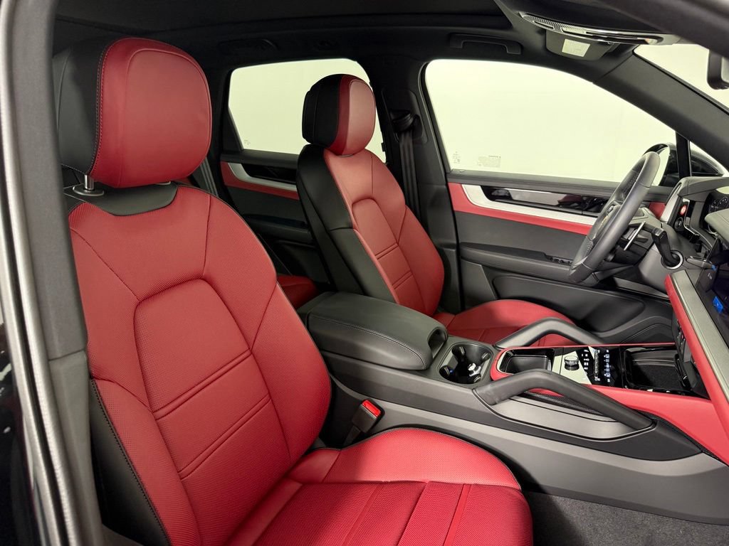 New 2026 Porsche Cayenne AWD/4WD image 16