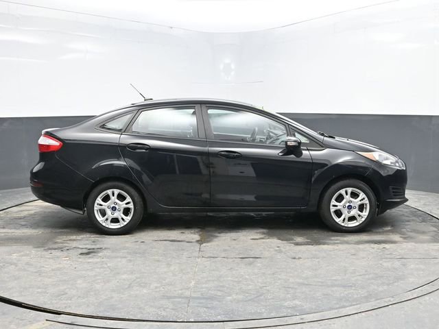 Used 2016 Ford Fiesta SE image 8