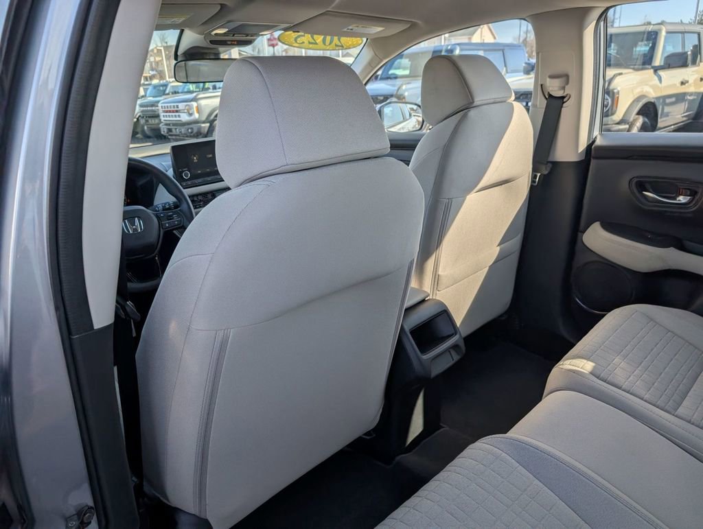 Used 2025 Honda HR-V LX image 42