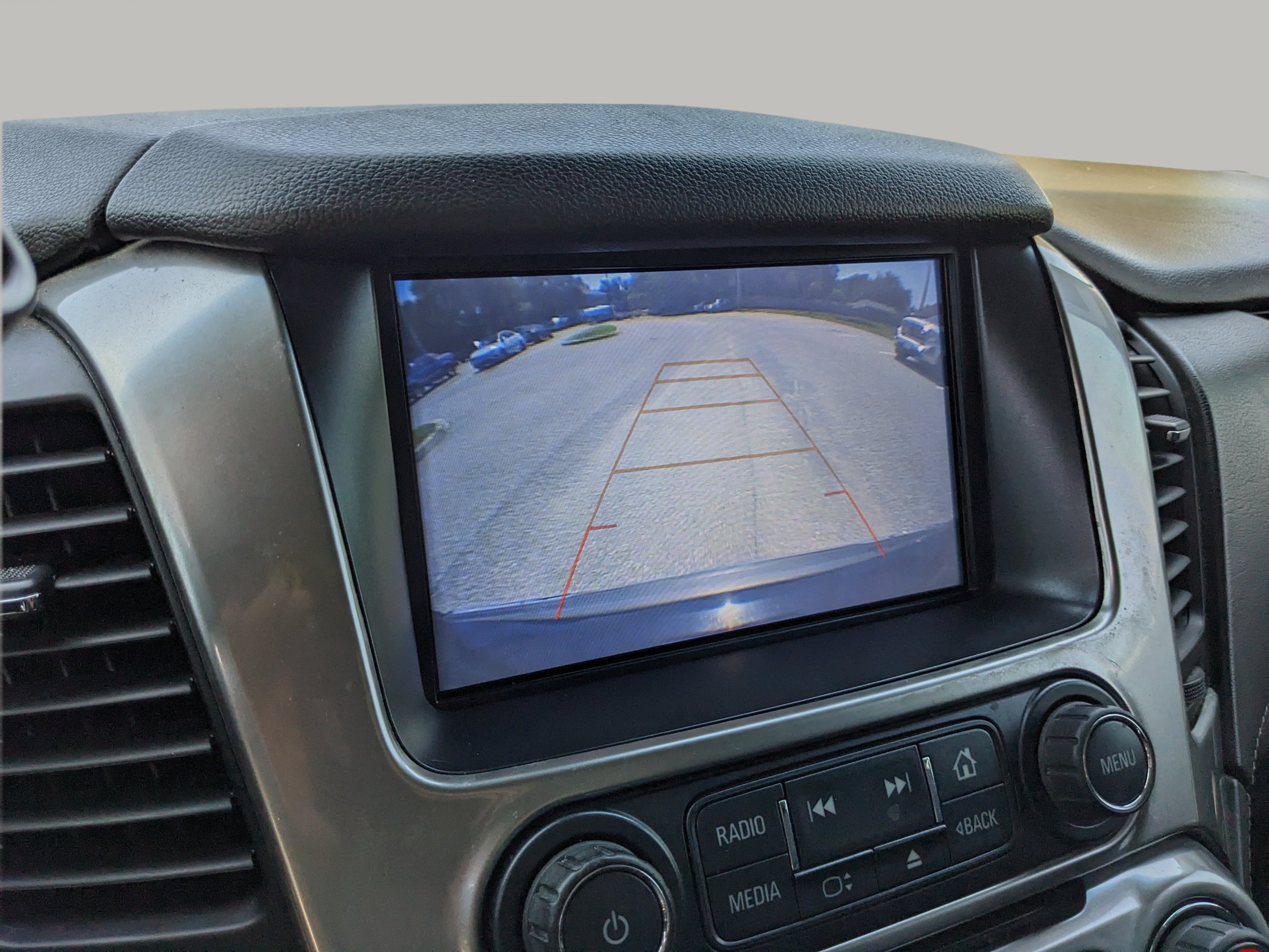 Used 2018 Chevrolet Suburban Premier AWD/4WD image 29