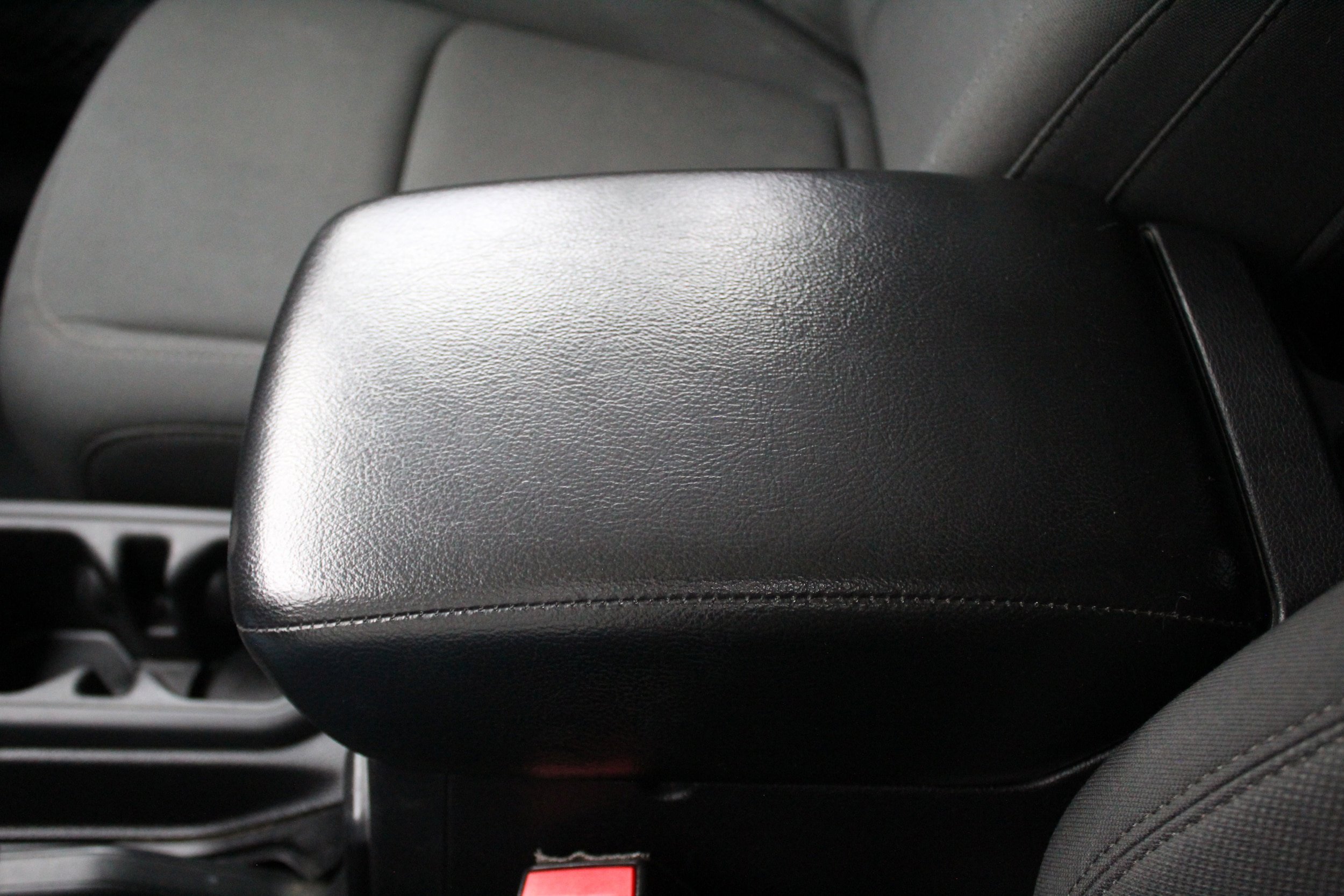 Used 2018 Jeep Wrangler Sport image 31