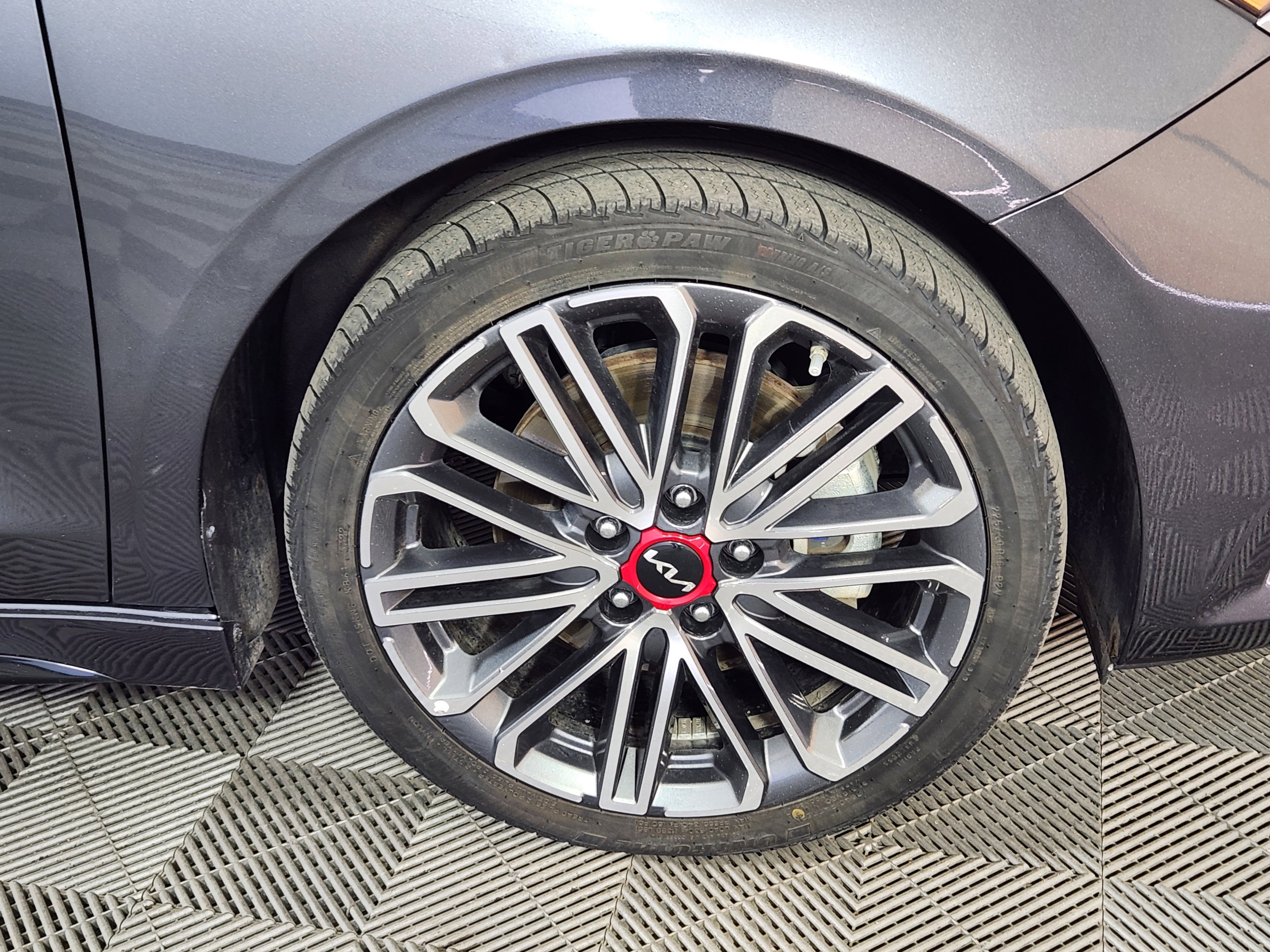 Used 2023 Kia Forte GT image 9