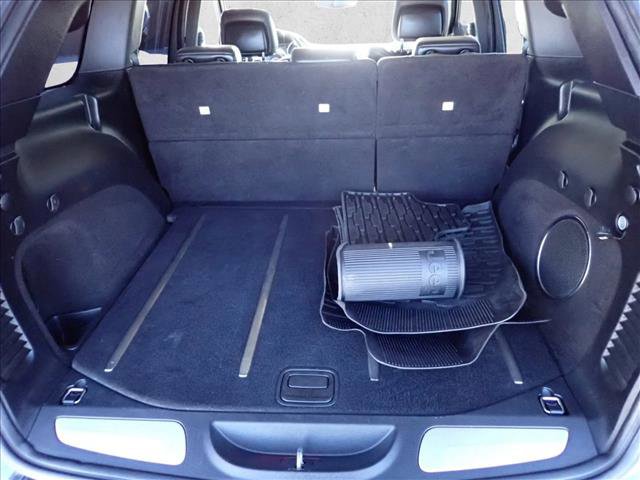 Used 2012 Jeep Grand Cherokee SRT8 w/ Luxury Group II image 9