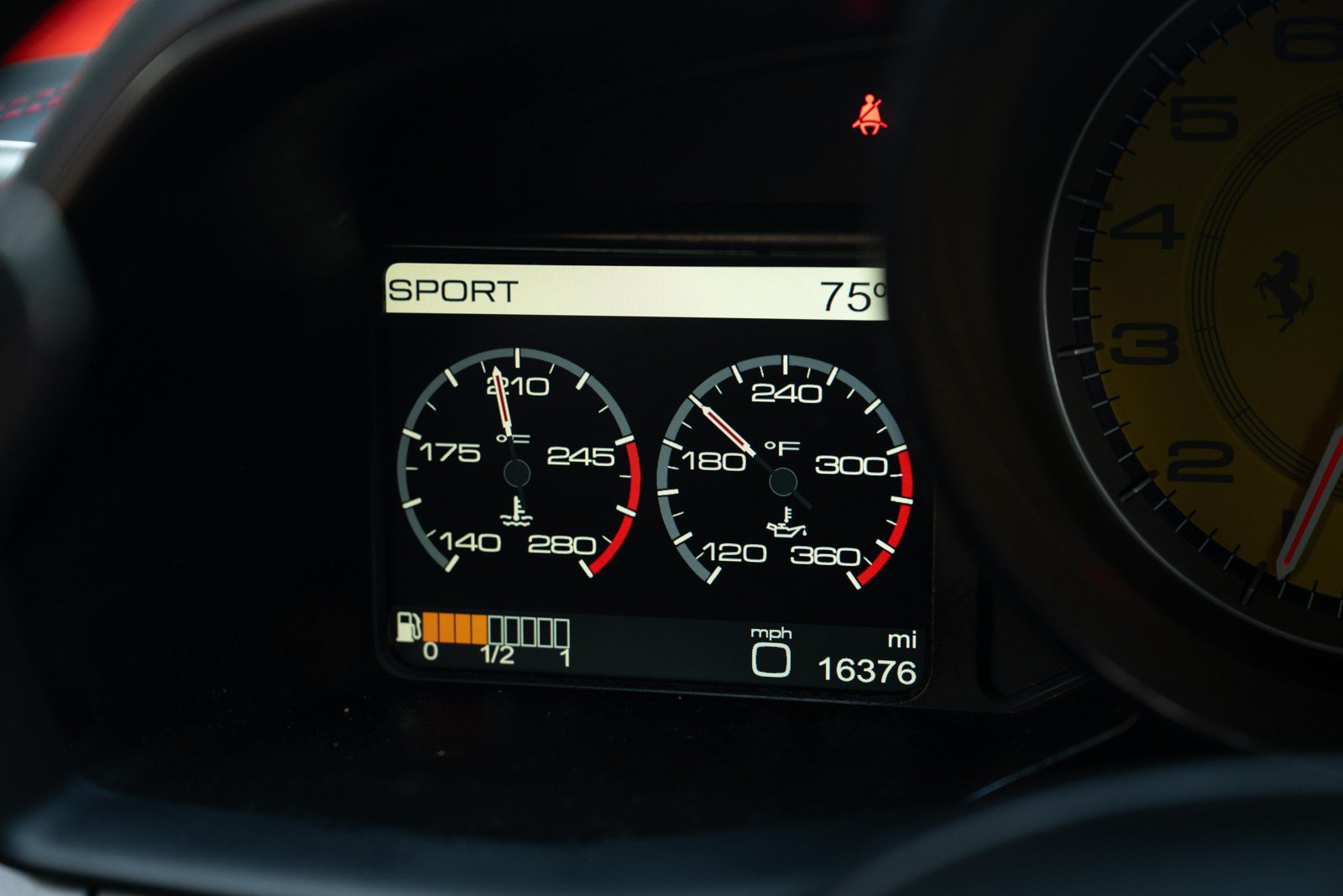 Used 2012 Ferrari 458 Italia Coupe RWD image 34